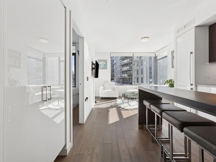 609-1688 Pullman Porter Street, Vancouver, BC, V6A 0H4 - 12