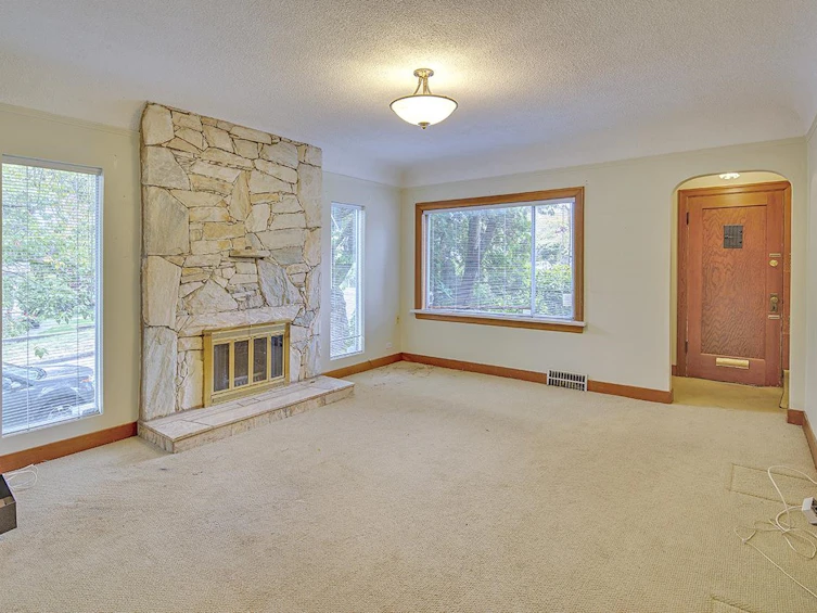 96 W 40th Avenue, Vancouver, BC, V5Y 2R1 - 2