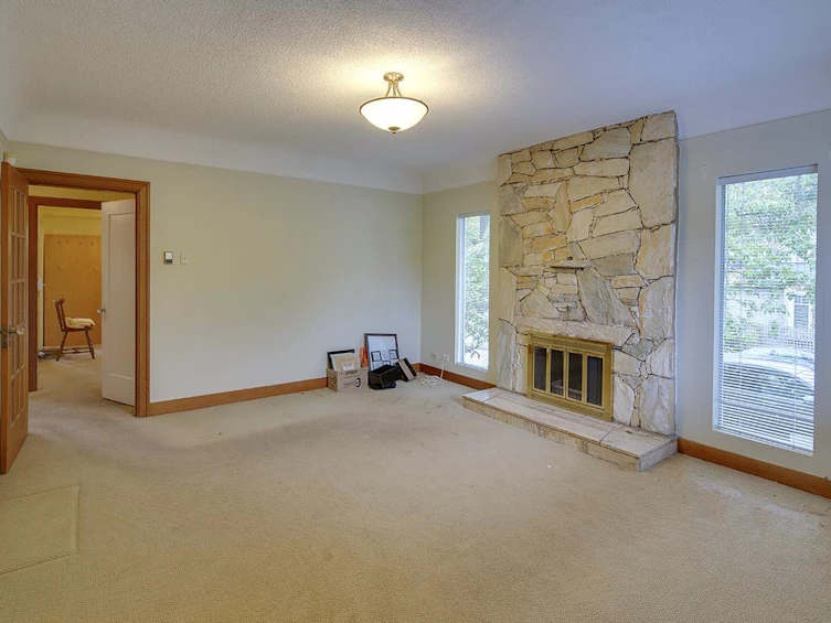 96 W 40th Avenue, Vancouver, BC, V5Y 2R1 - 3