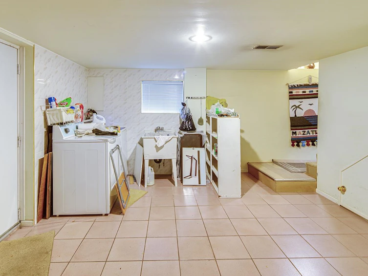 96 W 40th Avenue, Vancouver, BC, V5Y 2R1 - 16