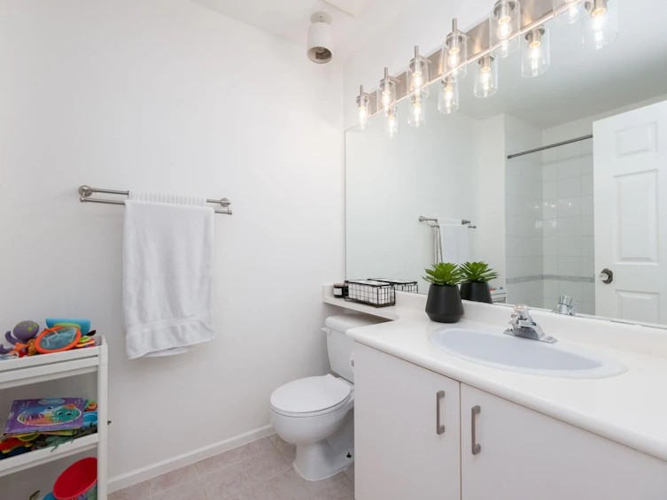 30-650 Roche Point Drive, North Vancouver, BC, V7H 2Z5 - 30