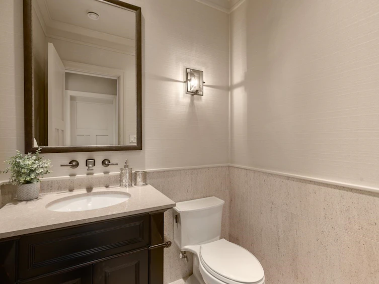 2566 Marine Drive, West Vancouver, BC, V7V 1L4 - 5