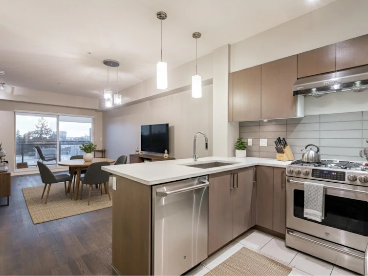 703-10033 River Drive, Richmond, BC, V6X 0L1 - 2