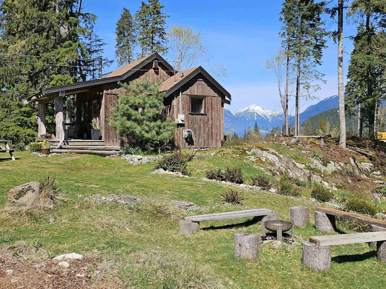 2236 Mountain Road, Gambier Island, BC, V0N 1V0 - 2