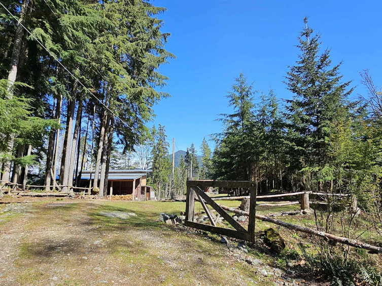 2236 Mountain Road, Gambier Island, BC, V0N 1V0 - 26