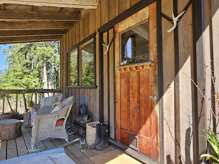 2236 Mountain Road, Gambier Island, BC, V0N 1V0 - 5