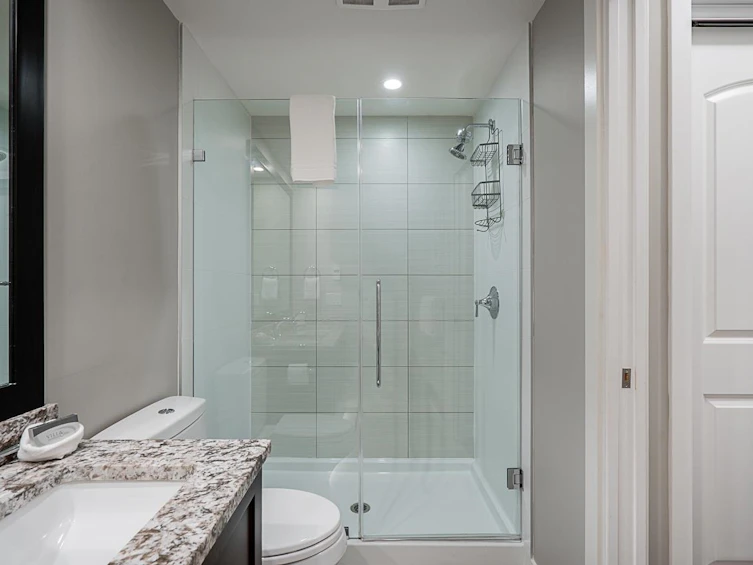 101-6470 194 Street, Surrey, BC, V4N 6J9 - 20