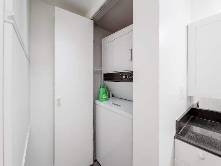 401-1406 Harwood Street, Vancouver, BC, V6G 1X5 - 16