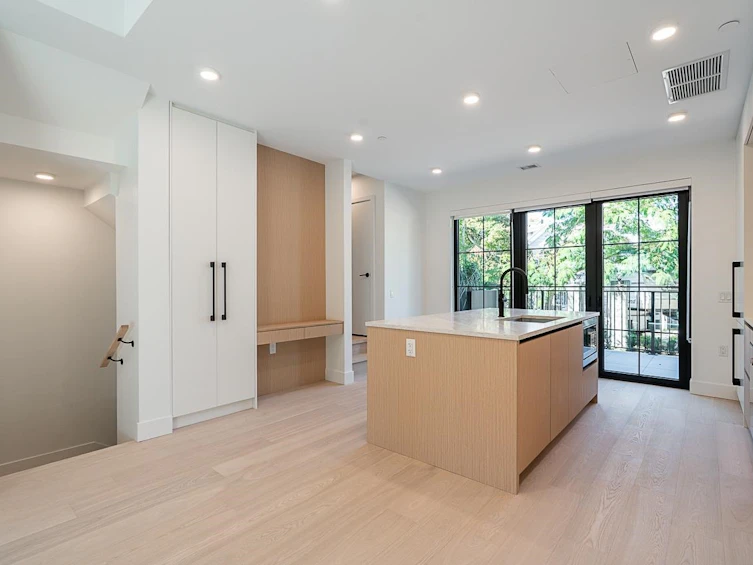 107-551 W 28th Avenue, Vancouver, BC, V5Z 2H2 - 11