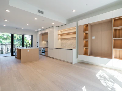 107-551 W 28th Avenue - 2