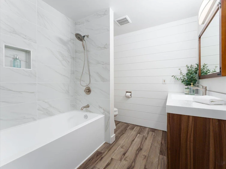 402 Cardiff Way, Port Moody, BC, V3H 3T1 - 18