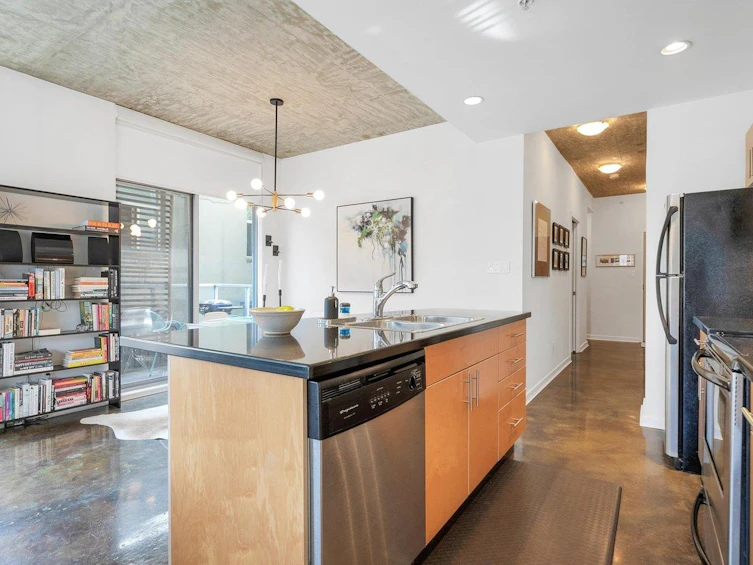 306-919 Station Street, Vancouver, BC, V6A 4L9 - 7