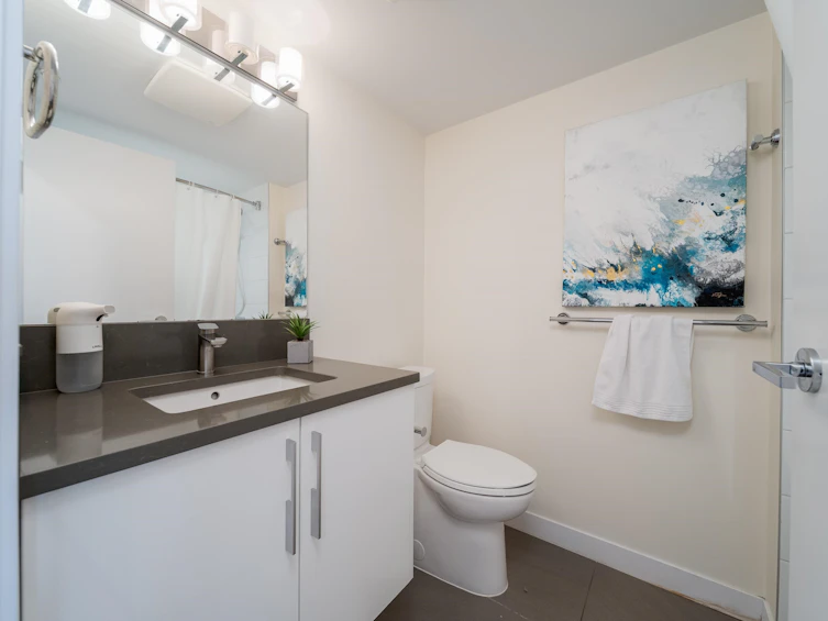 17-7039 Macpherson Avenue, Burnaby, BC, V5J 4N4 - 24
