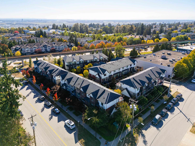 17-7039 Macpherson Avenue, Burnaby, BC, V5J 4N4 - 3