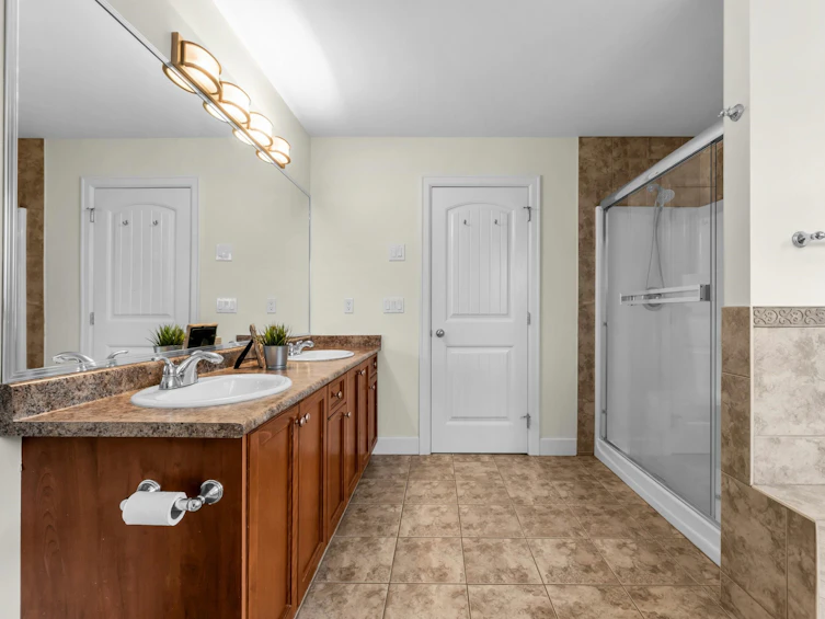 6822 196a Street, Langley, BC, V2Y 3H2 - 27