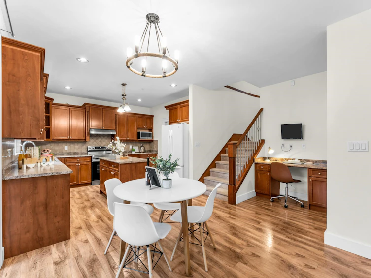 6822 196a Street, Langley, BC, V2Y 3H2 - 5