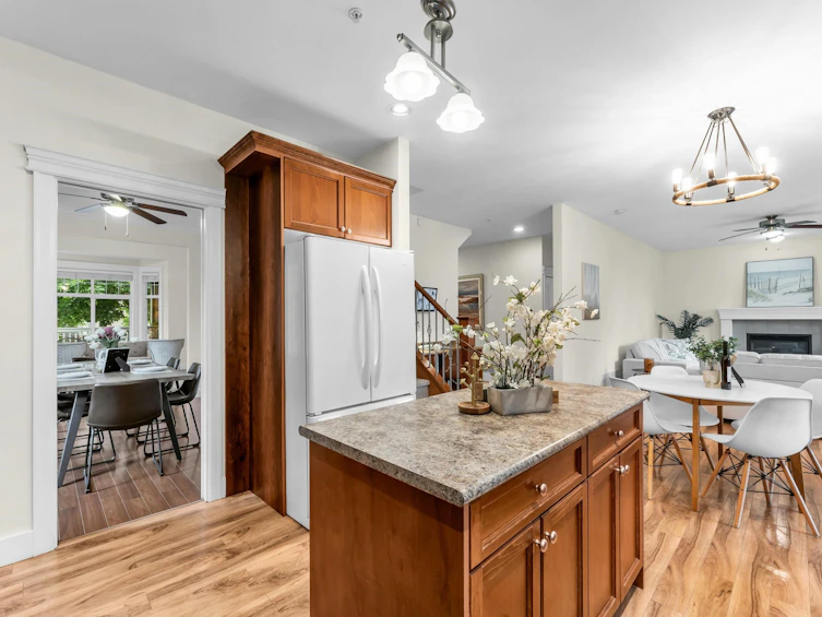 6822 196a Street, Langley, BC, V2Y 3H2 - 15