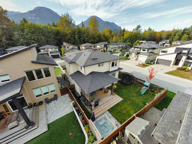 39262 Falcon Crescent, Squamish, BC, V8B 0V8 - 29