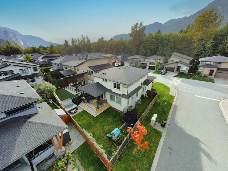39262 Falcon Crescent, Squamish, BC, V8B 0V8 - 28