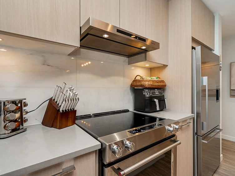 401-6438 Byrnepark Drive, Burnaby, BC, V3N 0J1 - 8