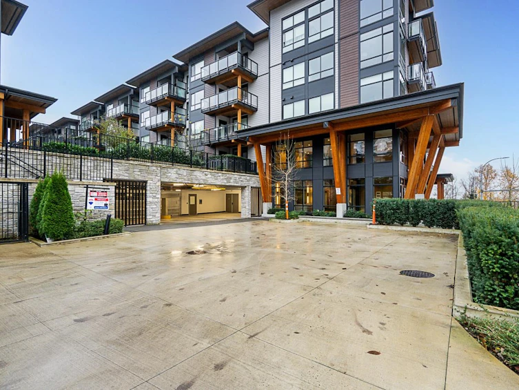 401-6438 Byrnepark Drive, Burnaby, BC, V3N 0J1 - 25