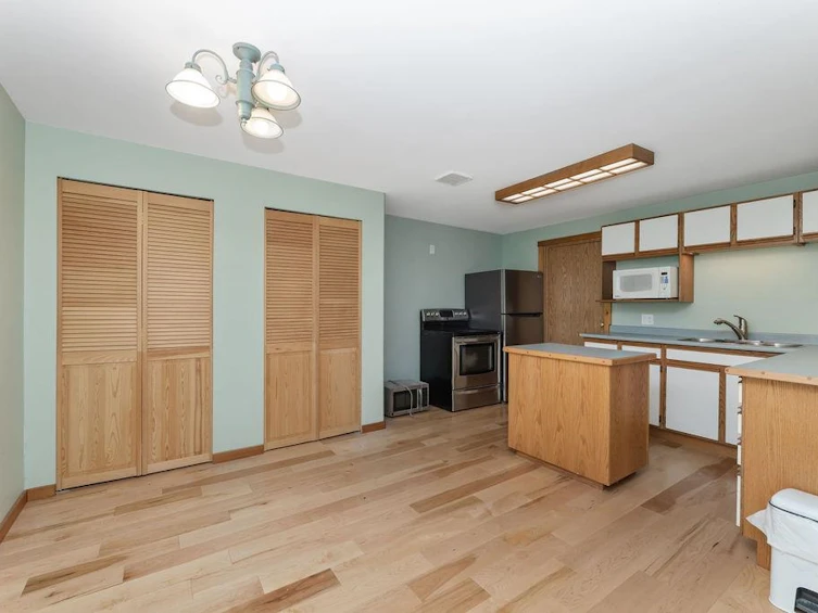 6176 Gale Avenue, Sechelt, BC, V7Z 0L5 - 30