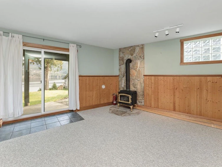 6176 Gale Avenue, Sechelt, BC, V7Z 0L5 - 32