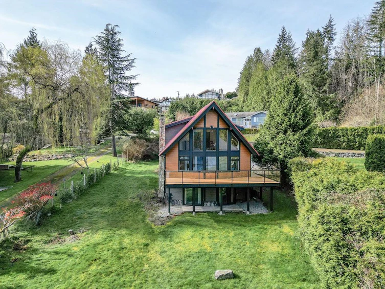 6176 Gale Avenue, Sechelt, BC, V7Z 0L5 - 4