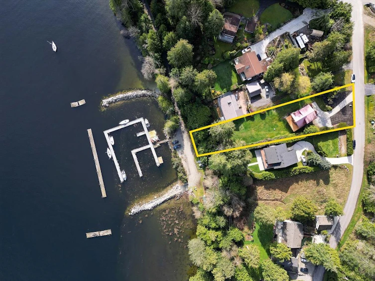 6176 Gale Avenue, Sechelt, BC, V7Z 0L5 - 38