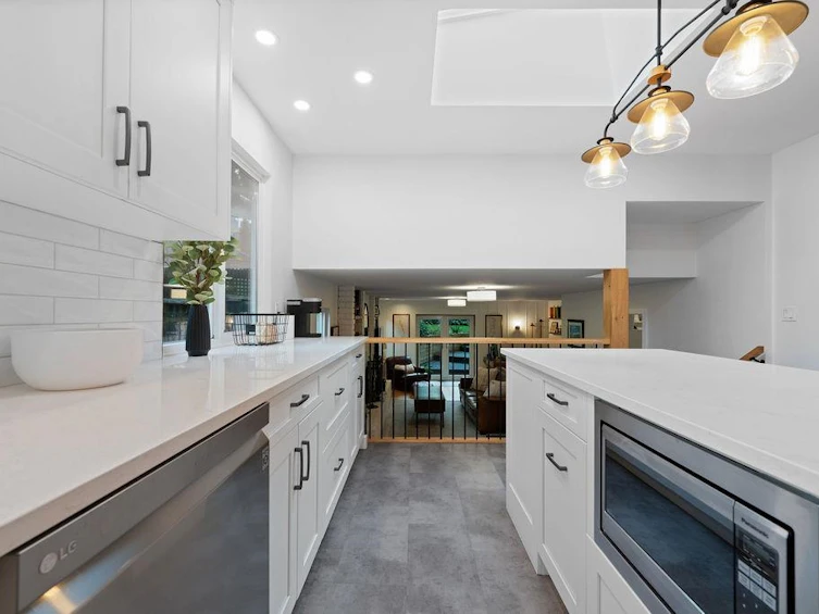 9061 Collings Way, Delta, BC, V4C 7G1 - 8