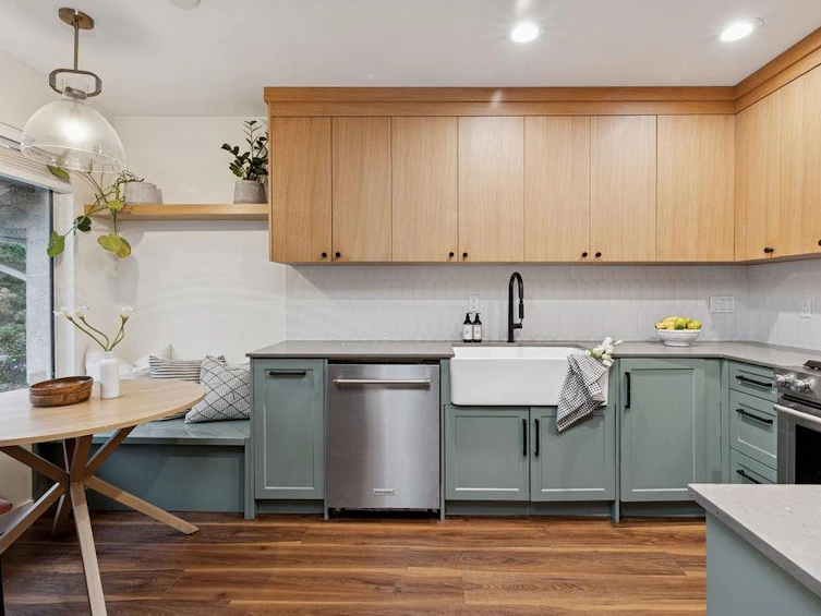 15-901 W 17 Street, North Vancouver, BC, V7P 1V8 - 2