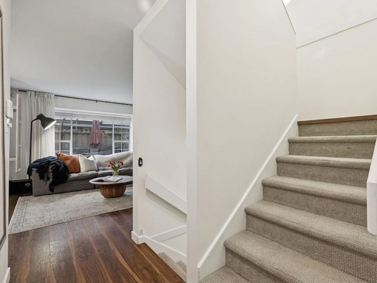 15-901 W 17 Street, North Vancouver, BC, V7P 1V8 - 10