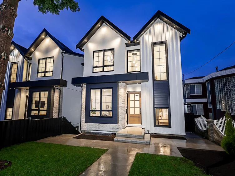 2-8667 Armstrong Avenue, Burnaby, BC, V3N 2H4 - 2