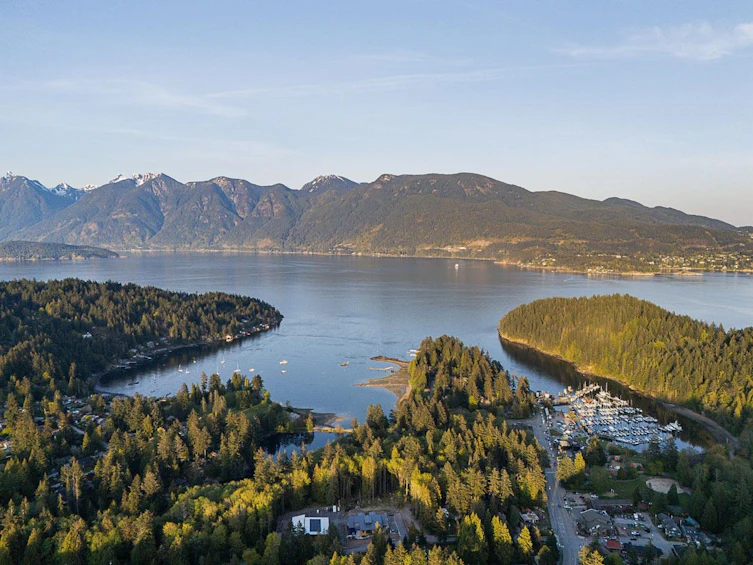 885 Rivendell Drive, Bowen Island, BC, V0N 1G0