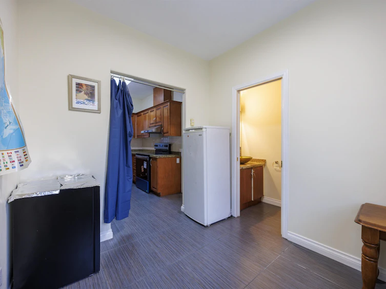 4774 Knight Street, Vancouver, BC, V5N 3N2 - 13