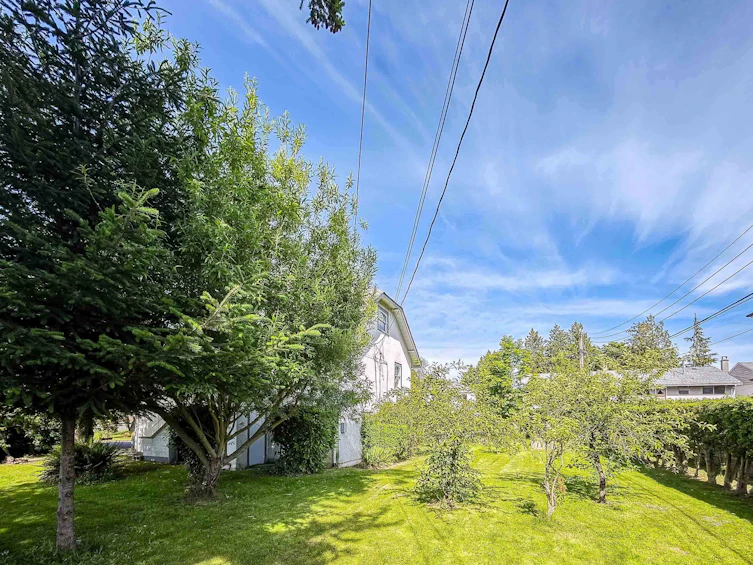 8340 No. 3 Road, Richmond, BC, V6Y 2E3 - 6