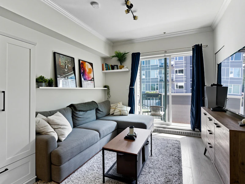 209 - 13678 Grosvenor Road, Surrey BC V3R 5E2