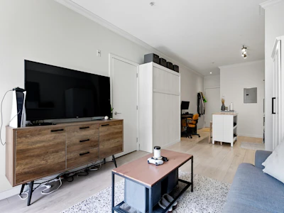 209-13678 Grosvenor Road - 3