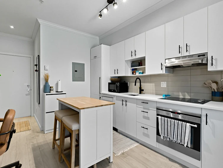 209-13678 Grosvenor Road, Surrey, BC, V3R 5E2 - 7