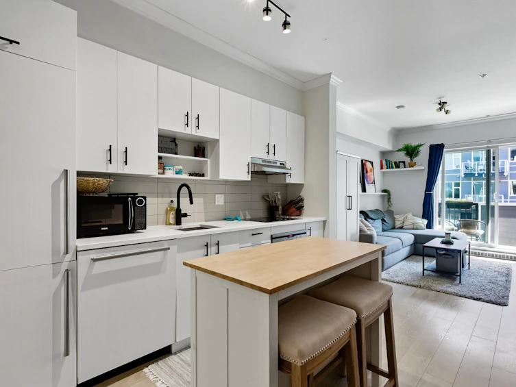 209-13678 Grosvenor Road, Surrey, BC, V3R 5E2 - 8
