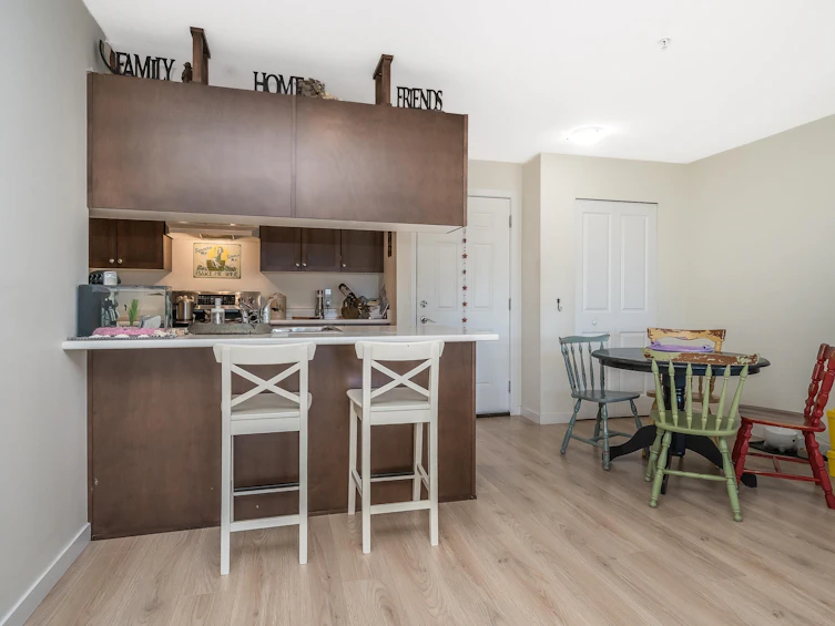 109-33960 Old Yale Road, Abbotsford, BC, V2S 2J9 - 9