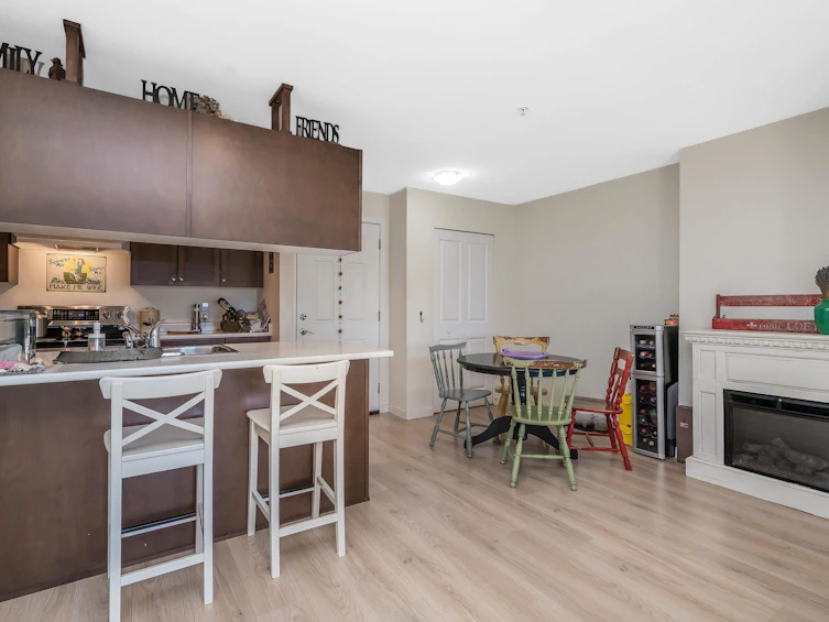 109-33960 Old Yale Road, Abbotsford, BC, V2S 2J9 - 4