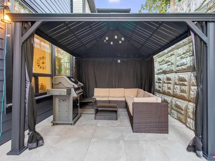 14902 35a Avenue, Surrey, BC, V3Z 0N1 - 40