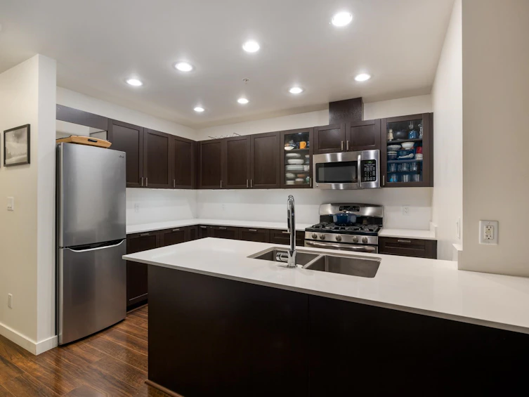 PH3-4815 Eldorado Mews, Vancouver, BC, V5R 0B2 - 22