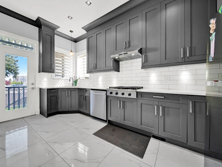 8670 Tunis Place, Surrey, BC, V3S 4Y6 - 15
