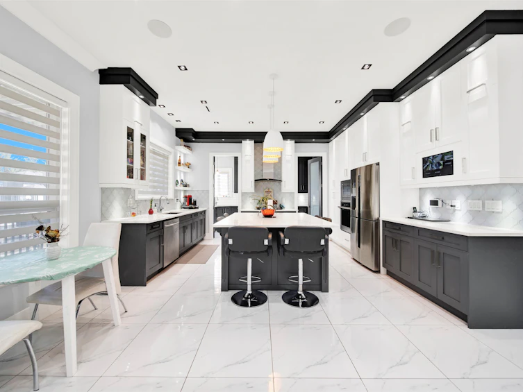 8670 Tunis Place, Surrey, BC, V3S 4Y6 - 11