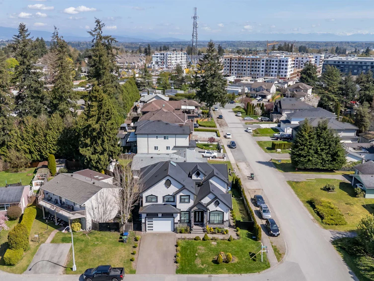 8670 Tunis Place, Surrey, BC, V3S 4Y6 - 5