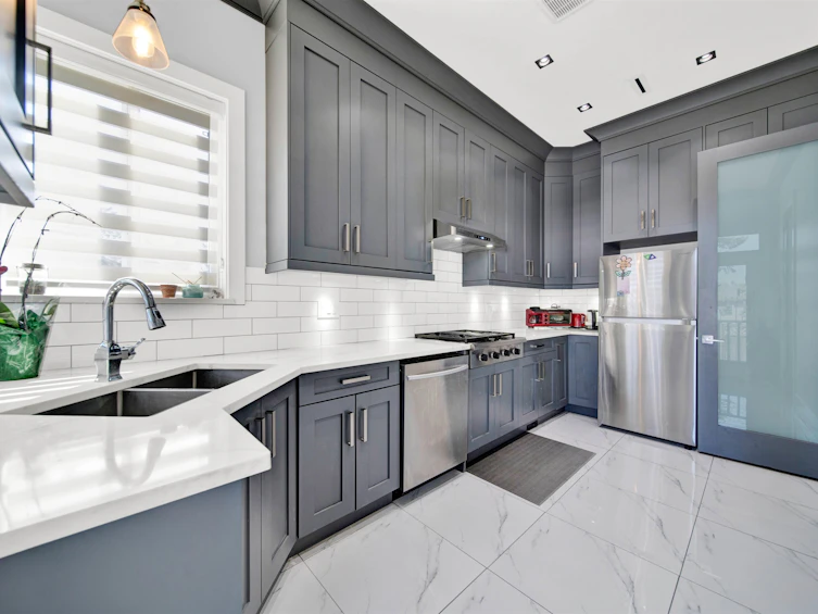 8670 Tunis Place, Surrey, BC, V3S 4Y6 - 14