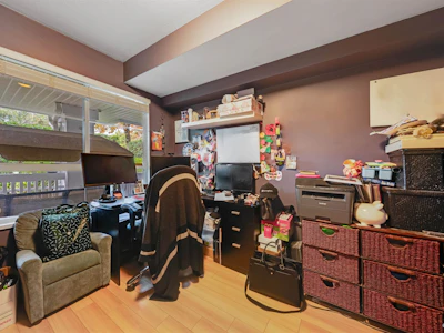 5-22000 Sharpe Avenue - 5