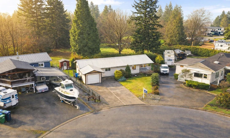 2237 Crystal Court